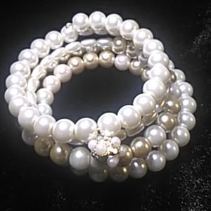 Memory wire bracelet